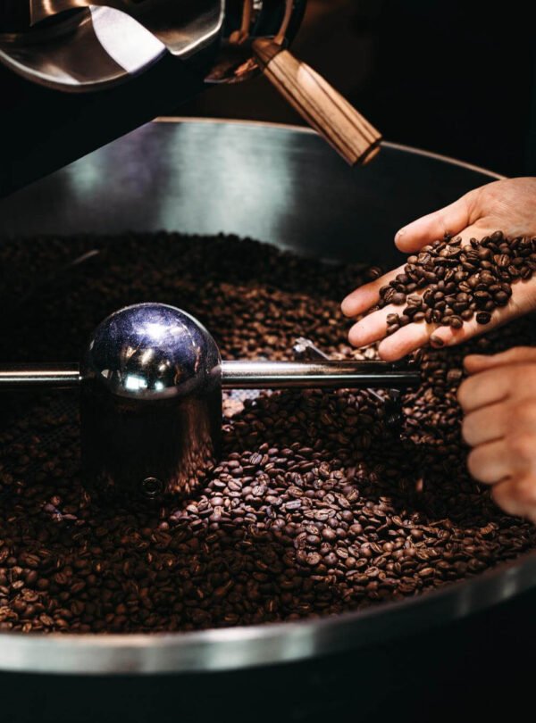 roasting-coffee